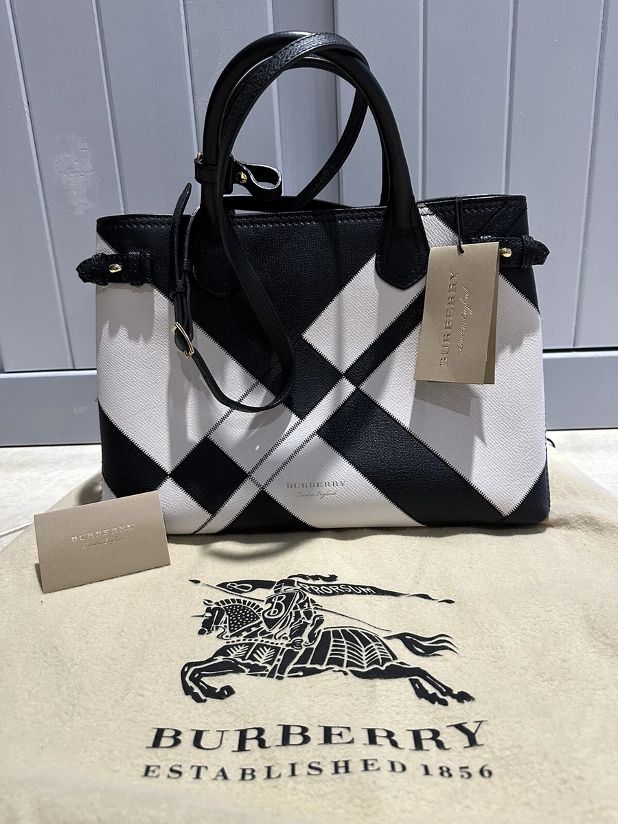 Burberry - Medium Leather Tote Bag Black