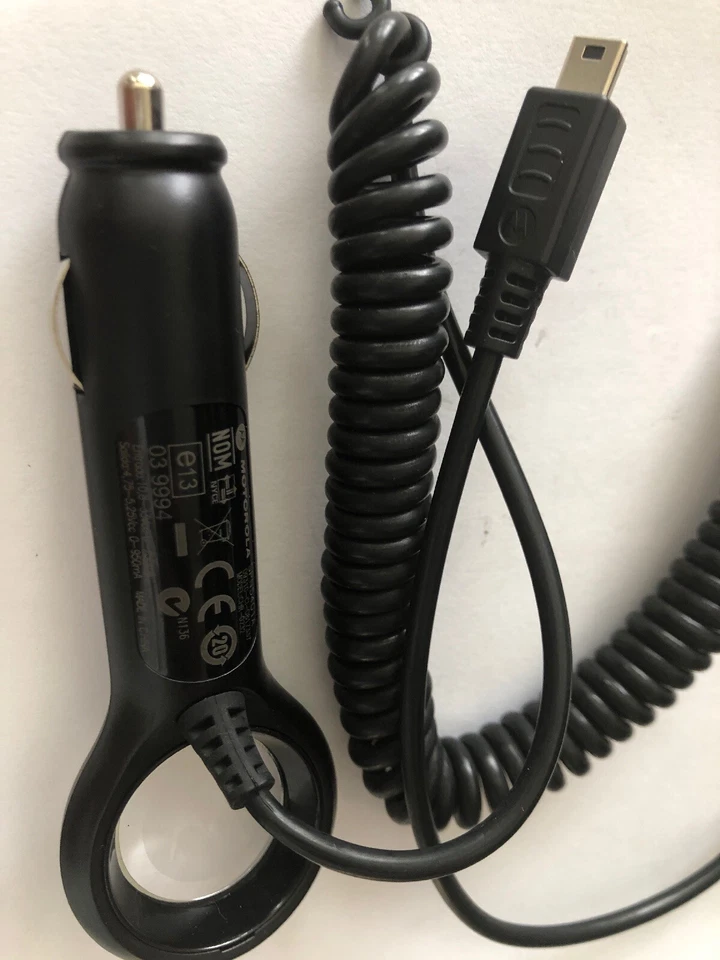 MOTOROLA OEM V3 MINI USB CARGADOR DE COCHE ENCENDEDOR ENCHUFE Envío Rápido Foto 4 de 4