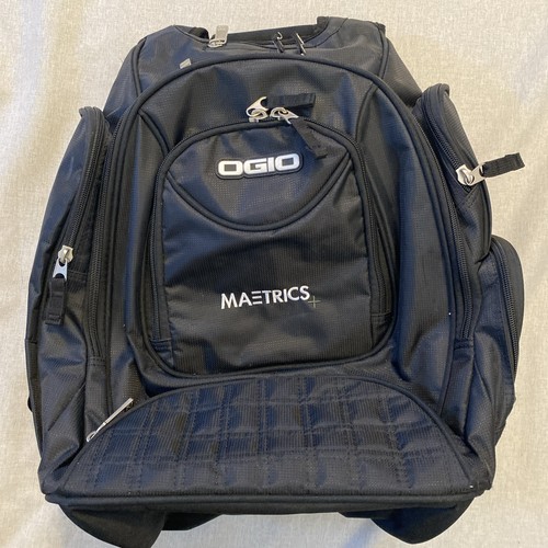OGIO Metro Backpack Logo Grey Lining Main Pocket