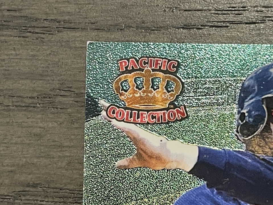 1996 Pacific Prism Fence Busters Mo Vaughn #FB19 Boston Red Sox - Image 3 of 4