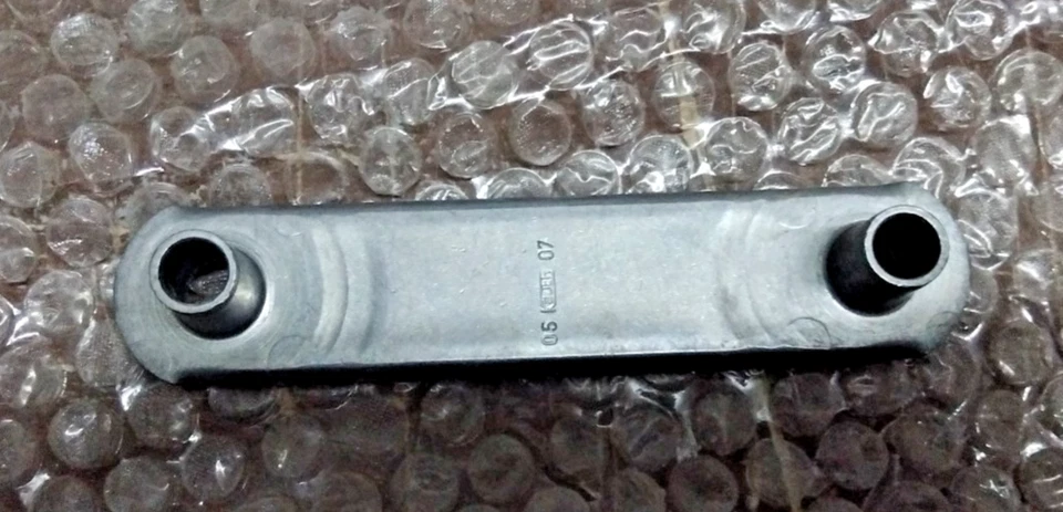 ORIGINAL MERCEDES-BENZ S W140 EXHAUST SYSTEM BASE PLATE A1404920018 - Image 2 of 3