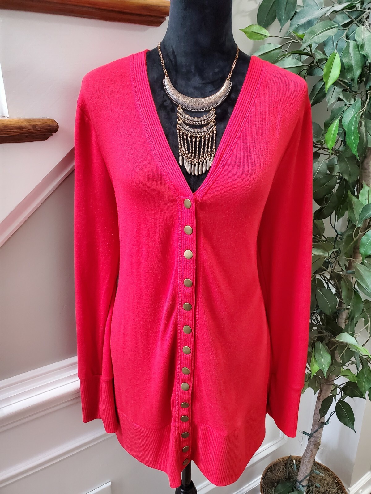 Zenana Women's Red Solid Polyester Long Sleeve V-… - image 2