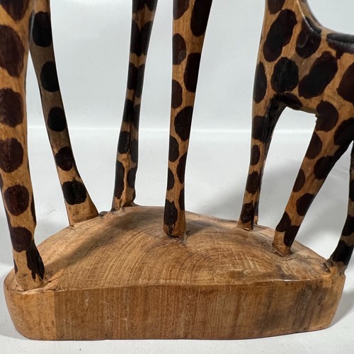 Vtg Wood Mother Child Giraffe Hand Carved Sculpture Zoo OOAK Kenya Africa n - Picture 9 of 11
