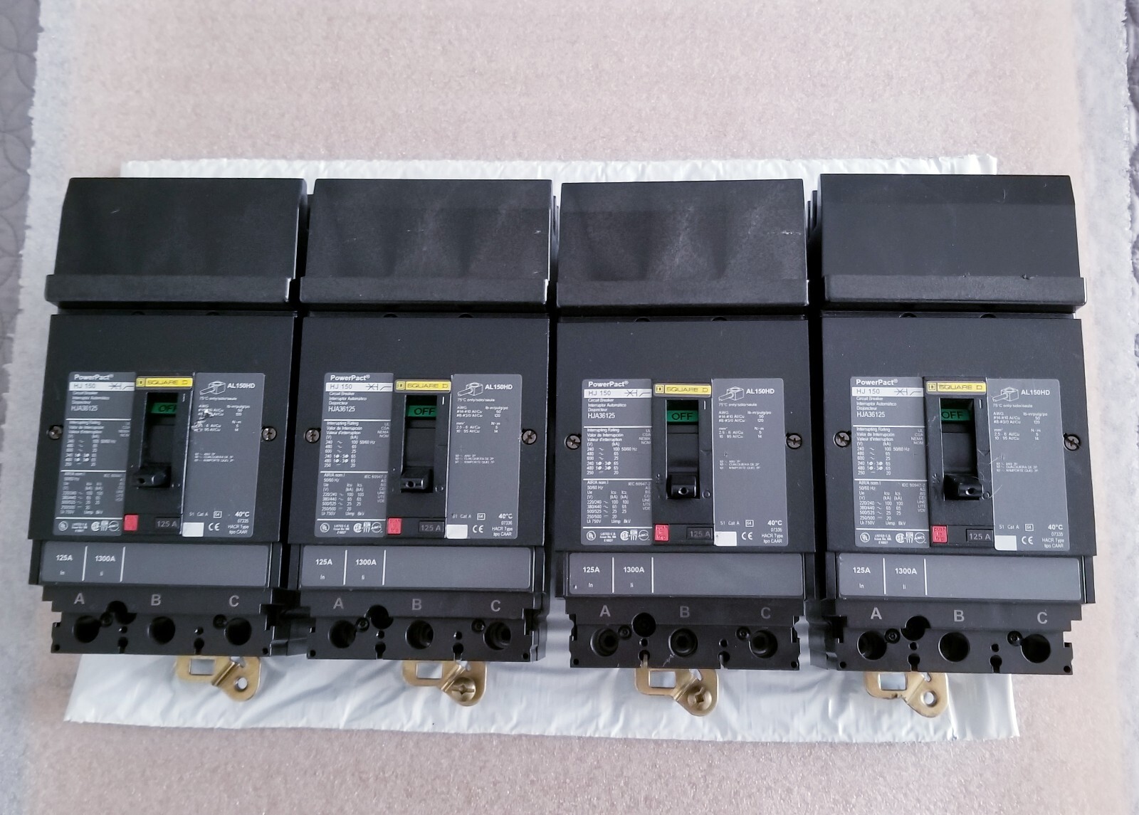 Square D PowerPact HJ 150 125A 3P Circuit Breaker Tested 4 Available