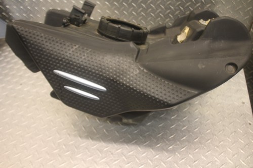 2001 BMW F650GS GAS TANK FUEL CELL PETROL RESERVOIR - Picture 7 of 10