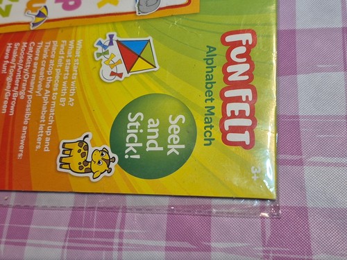 Crayola - Felt Board - 35 Felt Pieces - Fun Felt - Alphabet Match - Picture 14 of 24