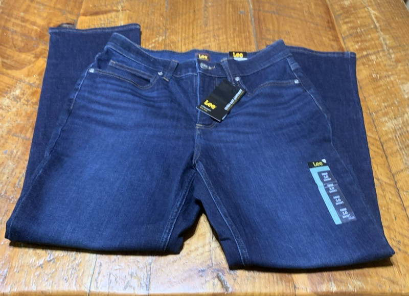 WOMEN'S LEES STRAIGHT SIZE 10 SHORT JEANS - NWT