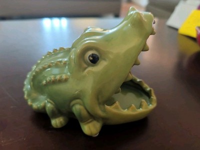 Alligator Crocodile Open Mouth Scrubby Holder