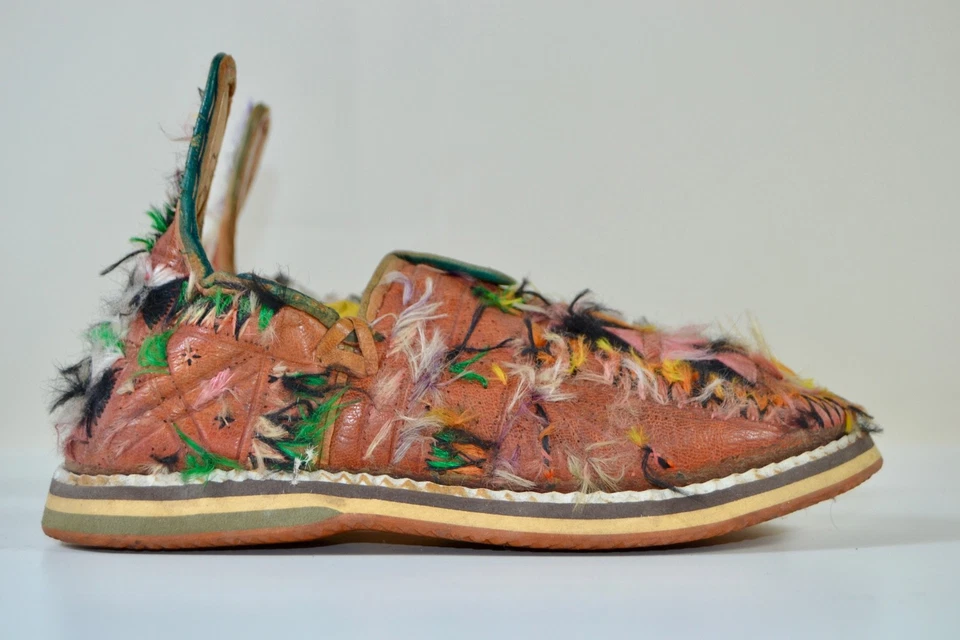 Zapatillas bereberes plumas de cuero hechas a mano marroquíes para mujer tribales EE. UU. 8 Foto 4 de 4