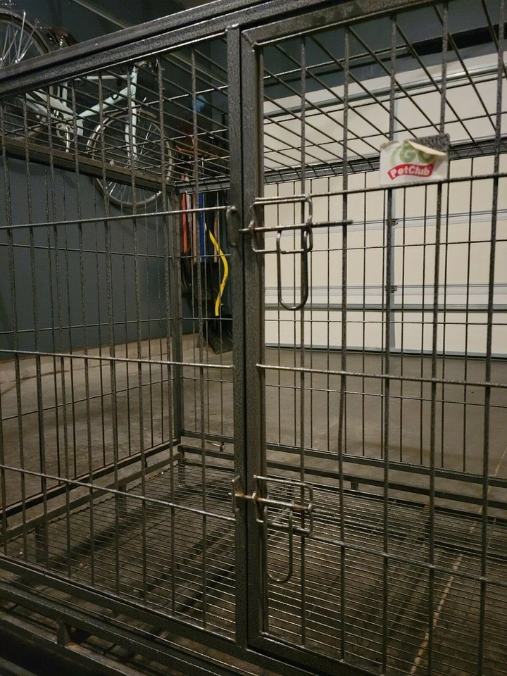 Perrera plegable, resistente, de acero para perros Foto 3 de 4