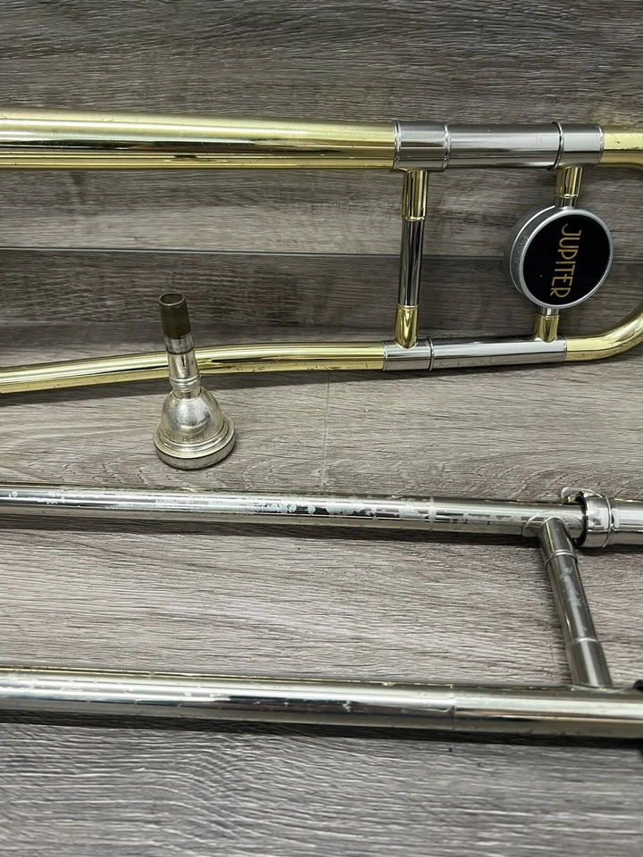 Jupiter Brand JSL-432 Trombone W/ Mouthpiece & Hard Case - Image 3 of 4