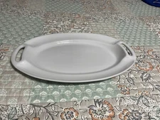 White Serving Tray W/ Handles Dishwasher/Oven Safe Elegant Oval Platter
