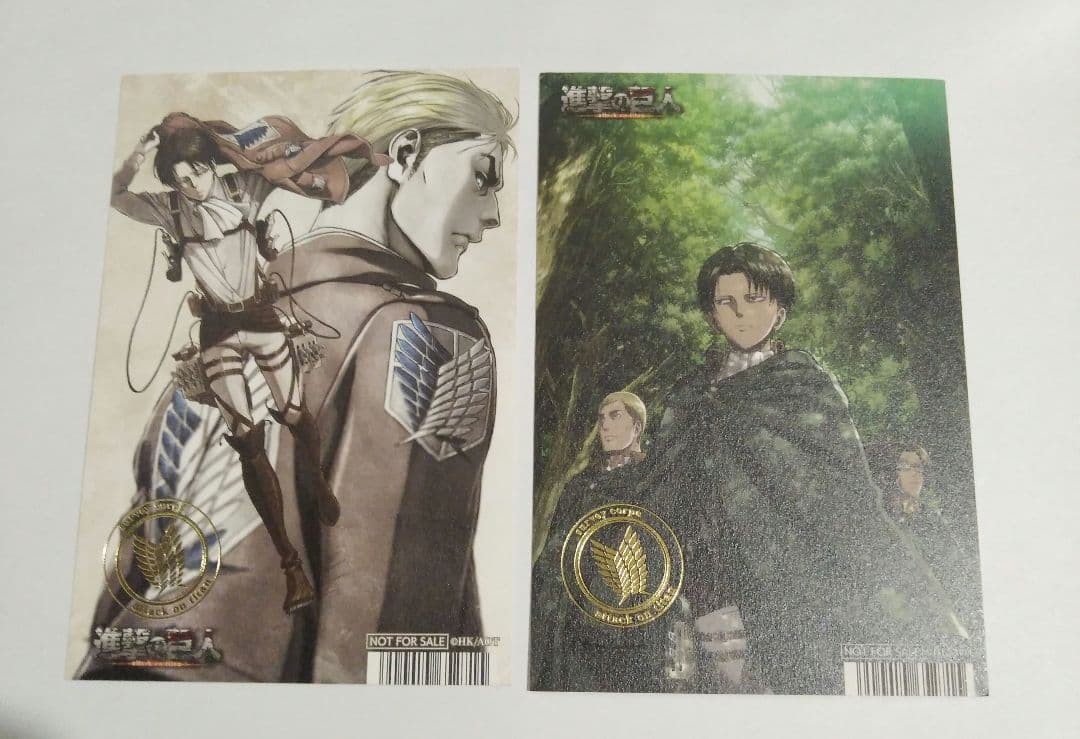 Postal de bonificación Attack on Titan Levi Erwin Hange edición limitada