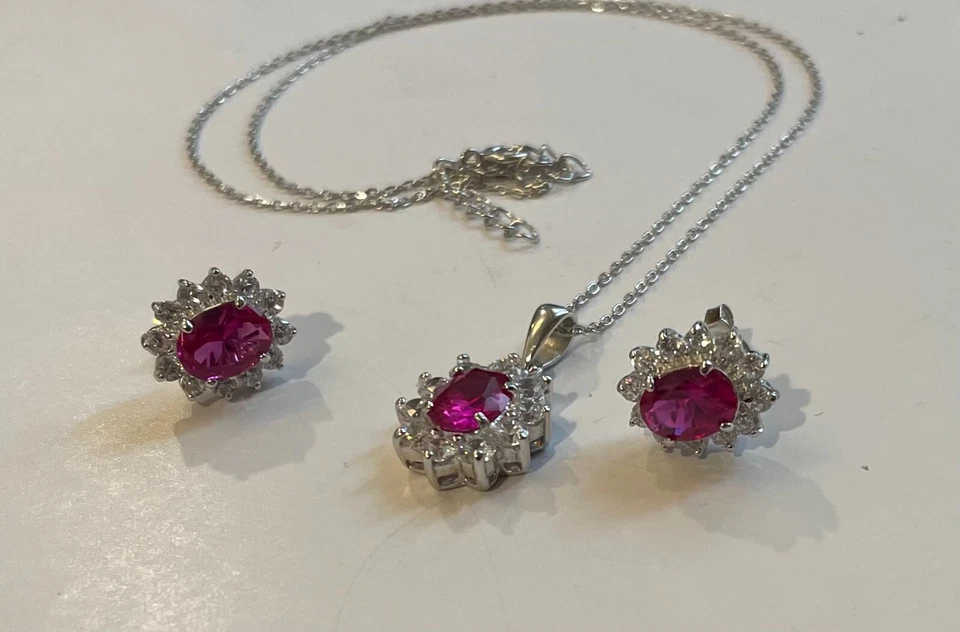 RUBY RED OVAL NECKLACE & EARRING SET 925 STERLING SILVER CHAIN 18'' ADJUSTABLE - Image 4 of 4