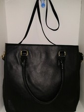 HM shoulder or carry bag. H7a 