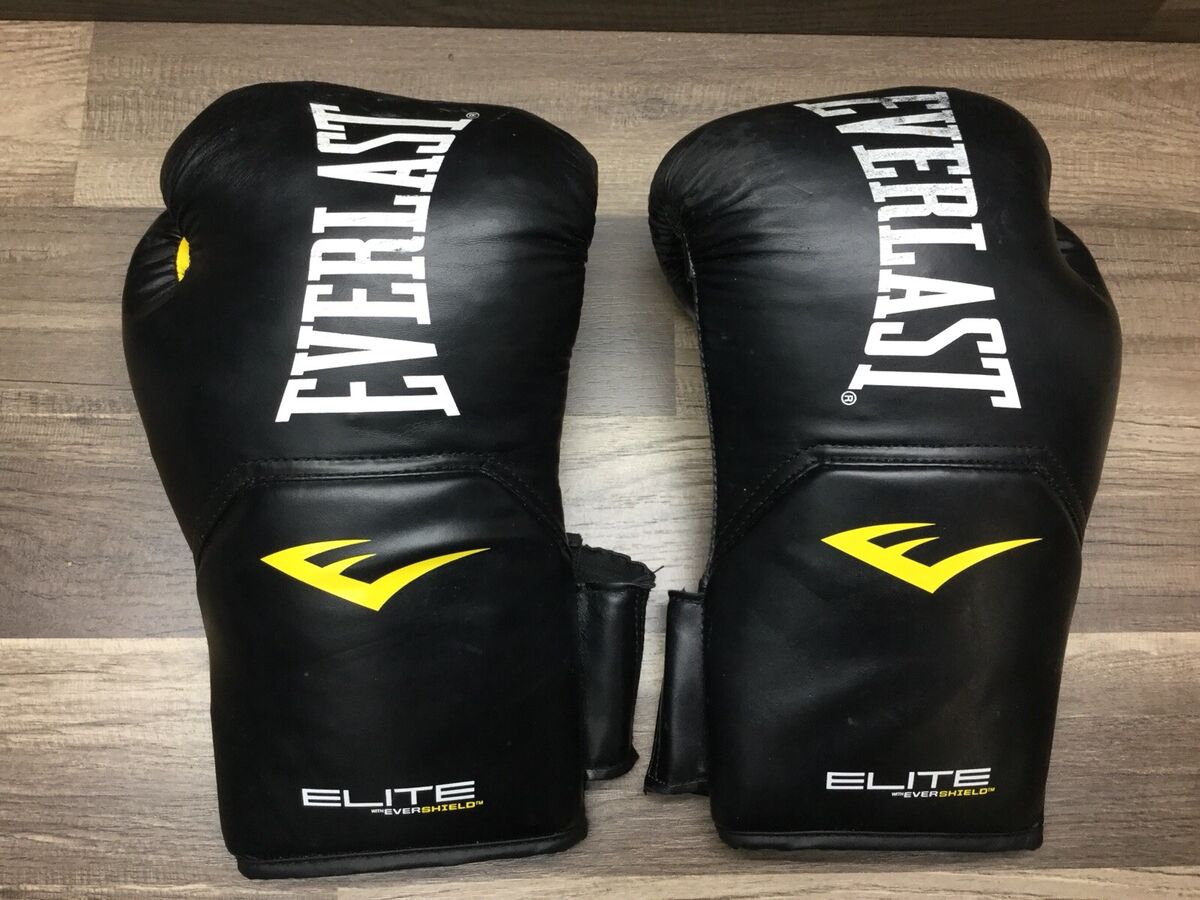 EVERLAST Elite Pro Style Training Gloves Black 16 oz With EVERLAST Elite Pro Style Training Gloves Black 16 oz With