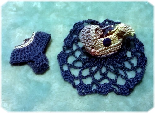 1 Handmade Crochet Doll Dress & panties Fit 9.5 In OMG Dolls - NO DOLL/NO SHOES - Picture 12 of 14