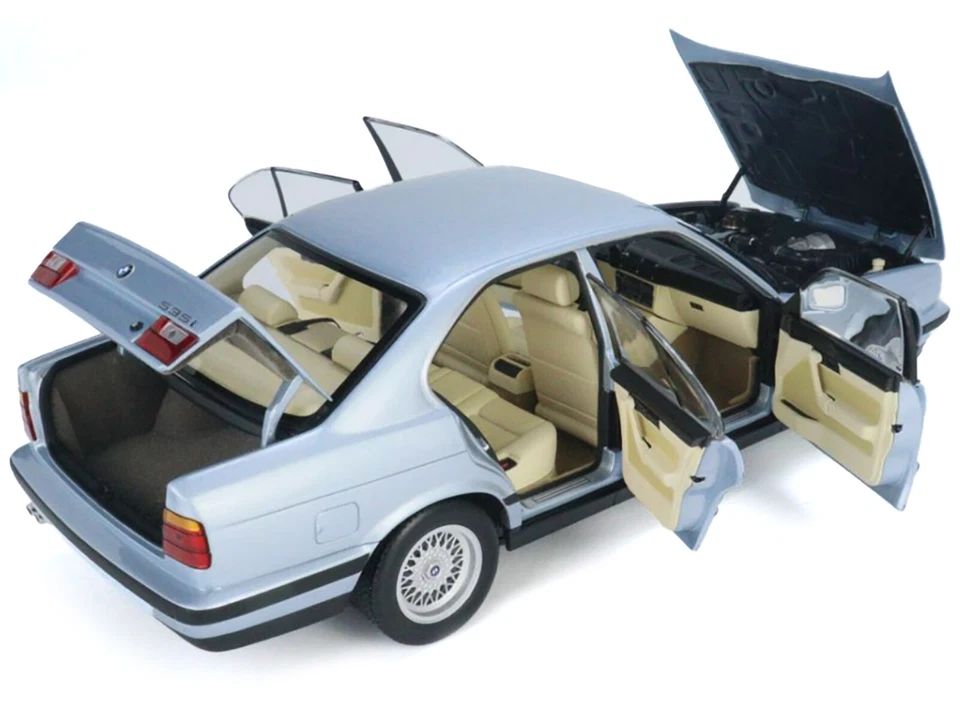 1988 BMW 535i (E34) Light Blue Metallic 1/18 Diecast Model Car by Minichamps - Image 2 of 4