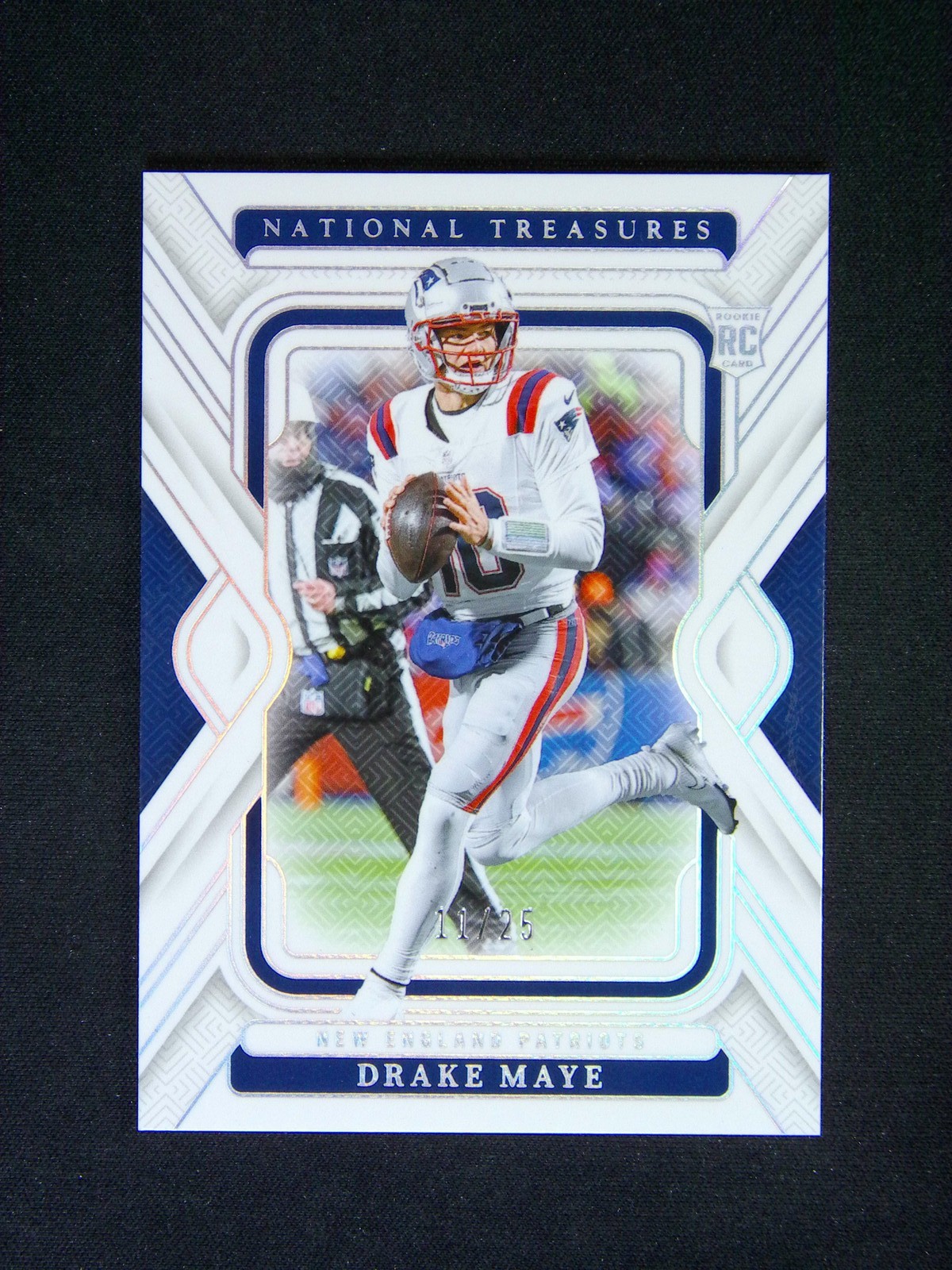 2024 Panini National Treasures Drake Maye #68 RC Rookie Holo Silver /25