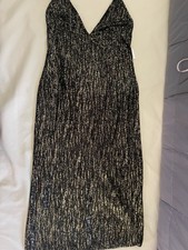 NEW Mac Duggal 26447 SEQUINED METALLIC V-NECK MIDI DRESS
