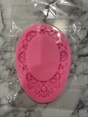 3D Cameo Mirror Frame Silicone Fondant Mold for Cakes and Chocolate Baking
