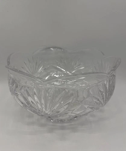 52. Vintage Bohemia Crystal Pinwheel Star & Fan Cut Display Bowl — Heavy Glass