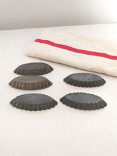5 moules à pâtisserie . Moules à tartelette vintage français