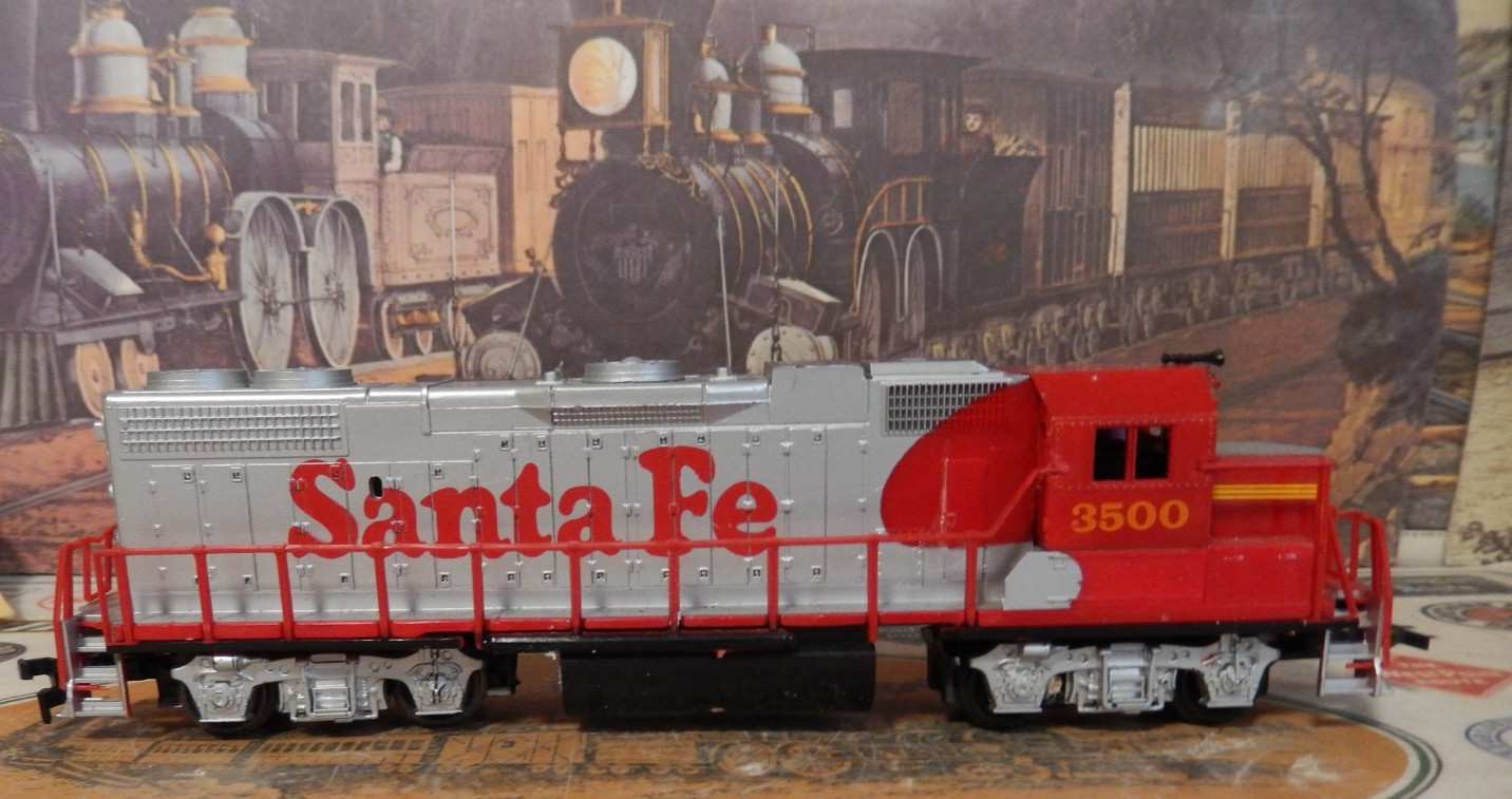HO scale Life-Like Santa Fe GP 38 POWERED Diesel #3500**NICE LQQK*** thumbnail 4