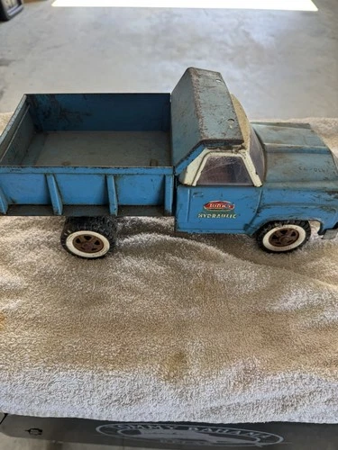 Vintage Tonka Hydraulic Dump Truck