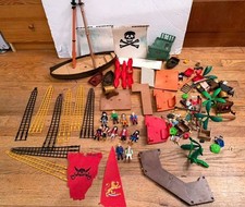 Mixed Lot Playmobil Pirates 3550 Ship Mast 11 Figures Accessories