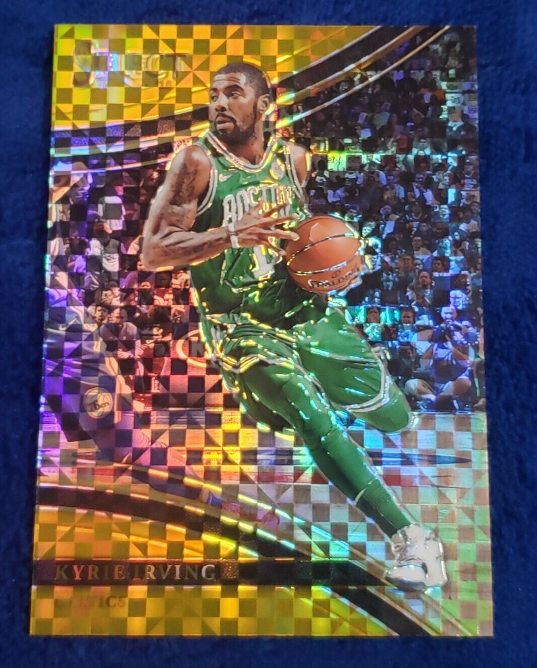 Kyrie Irving 2017-18 Panini Select Courtside Gold Prizm #'d /10