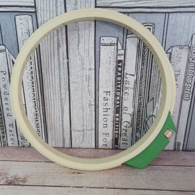 Clover 8812 Kunststoff Stickrahmen 18 cm 