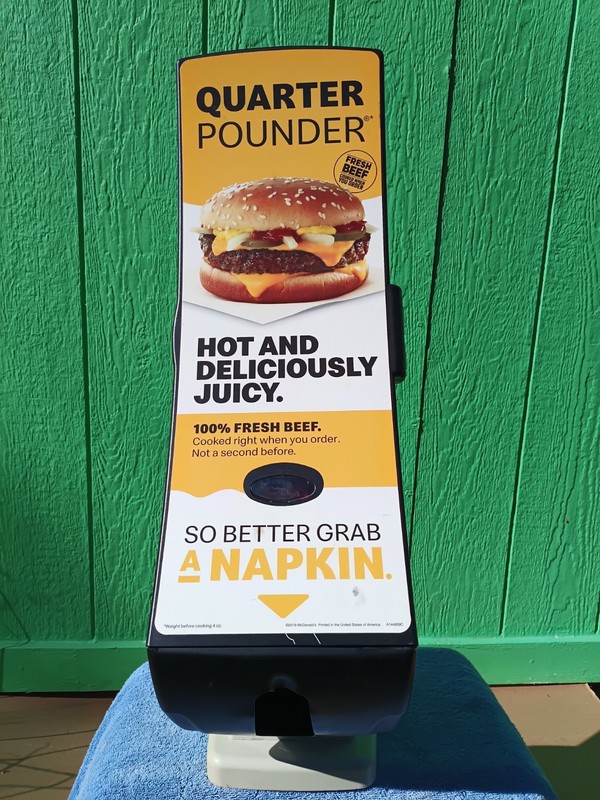 🍟 McDonald's Napkin Dispenser w/ Burger 🍔 pic collectible restaurant prop McD