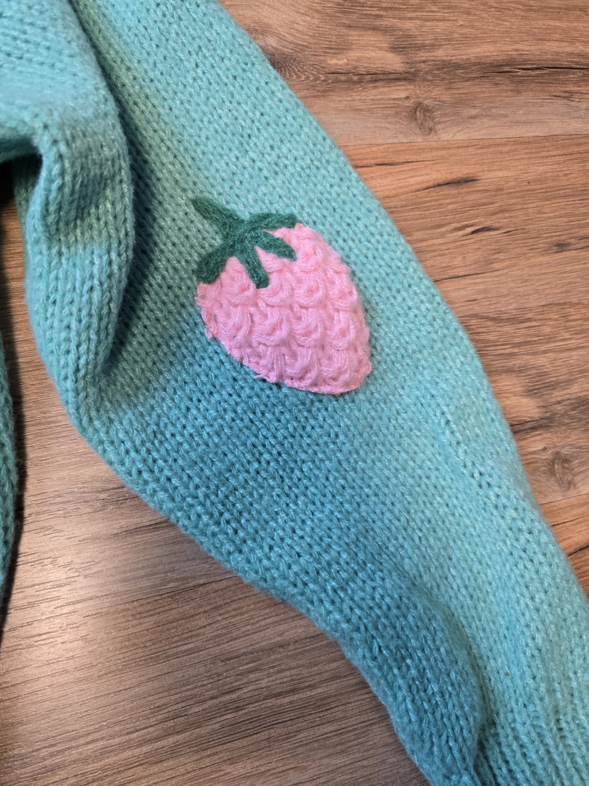 Luna Ivy Anthropologie Strawberry Cardigan Sweate… - image 4