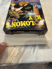 Solomon&rsquo;s Key NES Complete CIB Box Manual Inserts Near Mint
