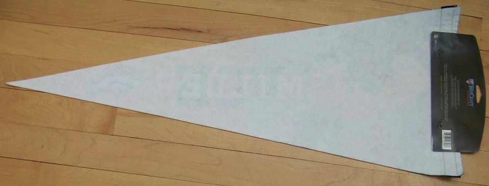 丹佛野马队冯米勒橙色球员高级三角旗NFL — 第 4/4 张图片