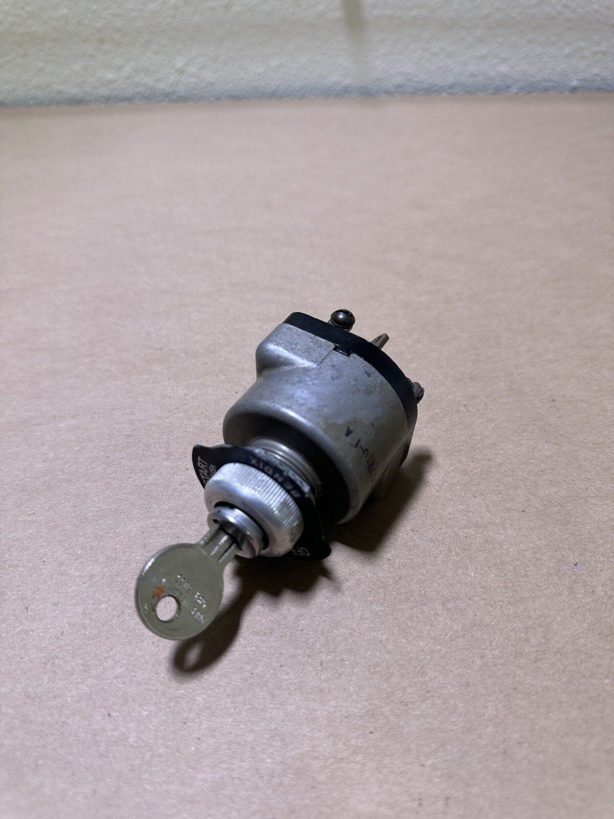 Bendix Key Bendix King Ignition Switch w/ Key 10-357210-1A (2837A) | eBay
