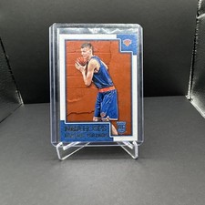 Panini 2015-16 NBA Hoops Kristaps Porzingis Rookie Card #261 New York Knicks. rookie card picture