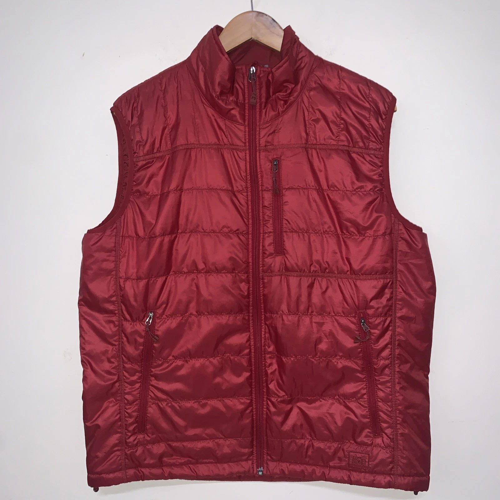 REI Primaloft Pertex Quantum Vest Mens Size Large Red Hiking Outdoors Packable
Opens in a new window