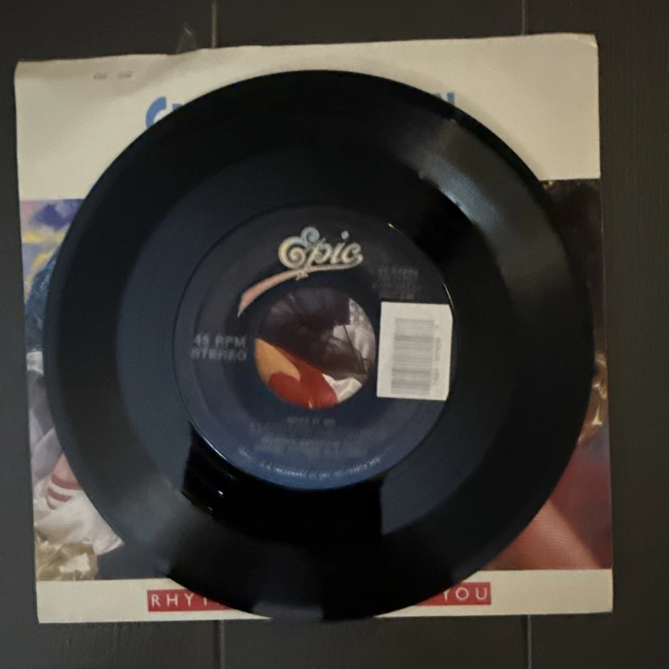 GLORIA ESTEFAN & MIAMI SOUND MACHINE 7" 45 RPM "Rhythm is Gonna Get You" w/ps NM - Image 3 of 4