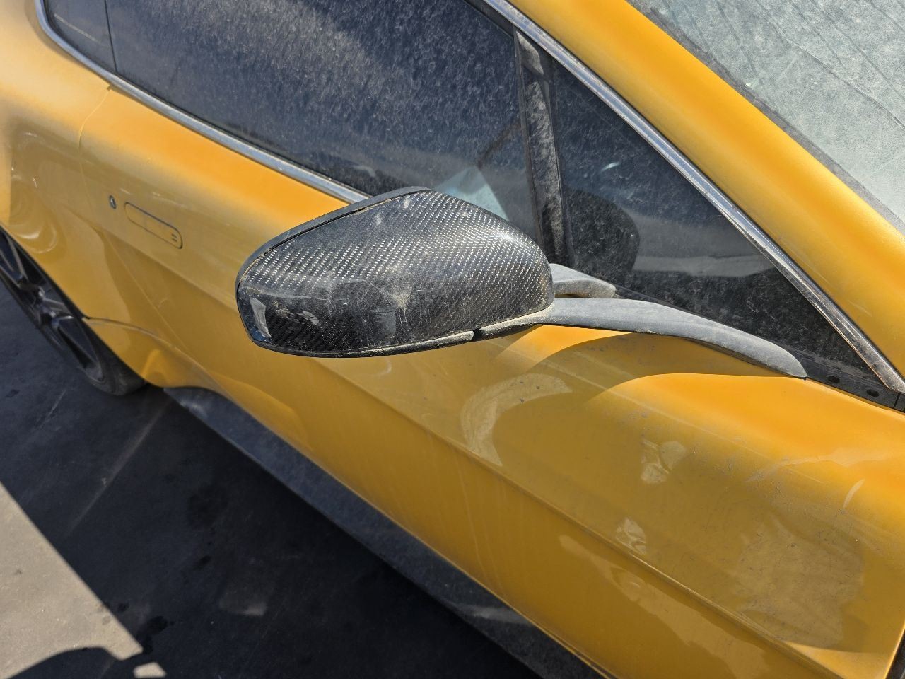 Aston Martin Vantage 2007 Right Quarter glass P/N 697499