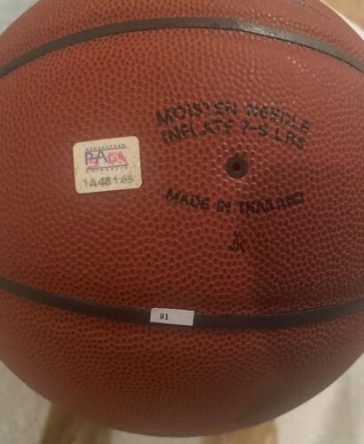 Kobe Bryant Signed Spalding NBA Basketball. Early Full Name Signature. Auto PSA - Picture 3 of 3