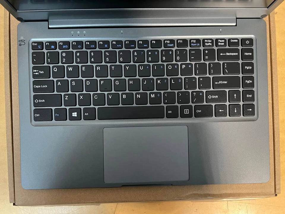 New EZBook S5 Laptop 14" Inch Display, Intel N3350, 12GB RAM, 256GB SSD - Image 3 of 4