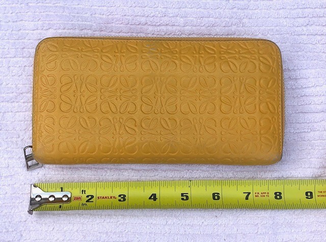100% Authentic Loewe Repeat Wallet - image 9
