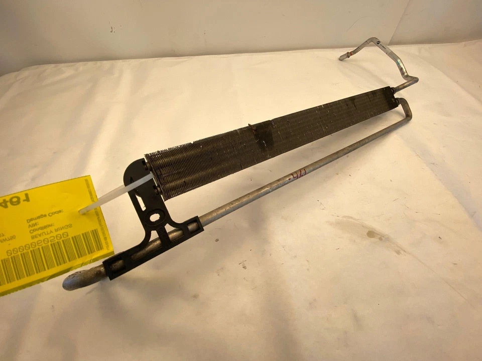 BMW SERIE 750 2006-2008 dirección asistida delantera núcleo enfriador de aceite con línea usado Foto 4 de 4