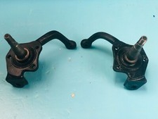 VW Beetle 8/1965 Steering Knuckle Set Spindle 113405311E-312E Genuine NOS