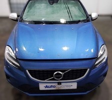 VOLVO V40 MK3 525 2018 2.0 PETROL Door Card Right Side Front