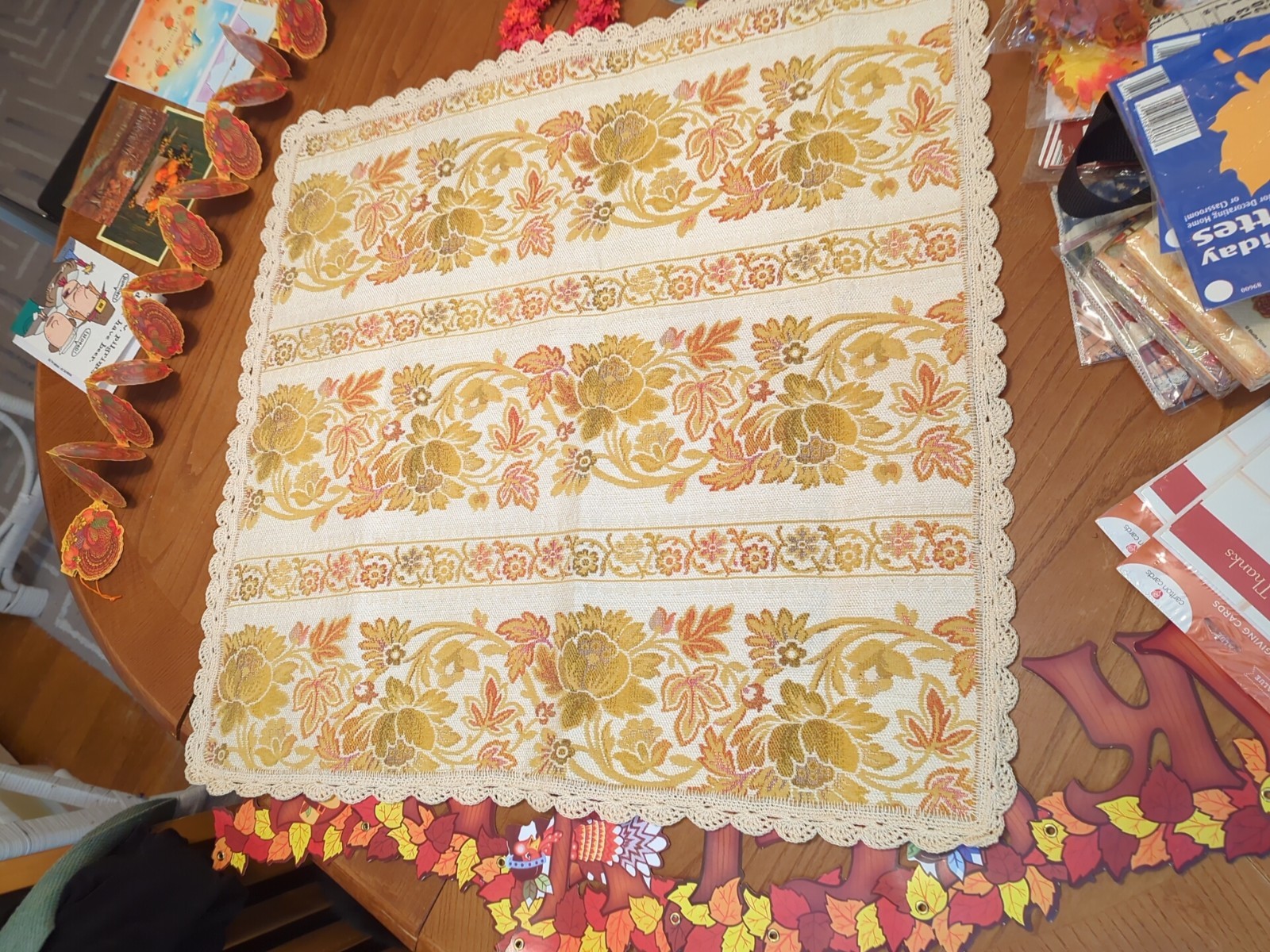 Super Sale! Thanksgiving 30pc Lot Beistle Paper Magic Die-Cuts Book Decorations