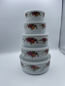 Royal Albert old country roses plastic bowls 5 piece set with lids stackable