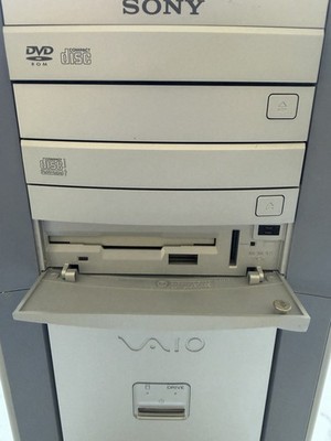 Sony Vaio PCV-7762 Desktop XP P4/2.4Ghz/512MB RAM NO HDD Working